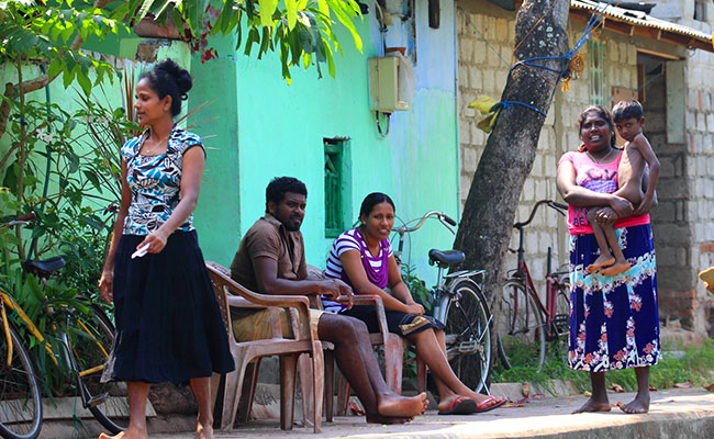 Family Friendly Holidays, Family Trip in Sri lanka, Budget trips in Sri Lanka, family vacations in sri lanka, Sri Lanka family tours, sri lanka holidays for family, Family Holidays, Trips for family, Kids Tours, Family Tours in Sri Lanka, Kids friendly Tours in Sri Lanka